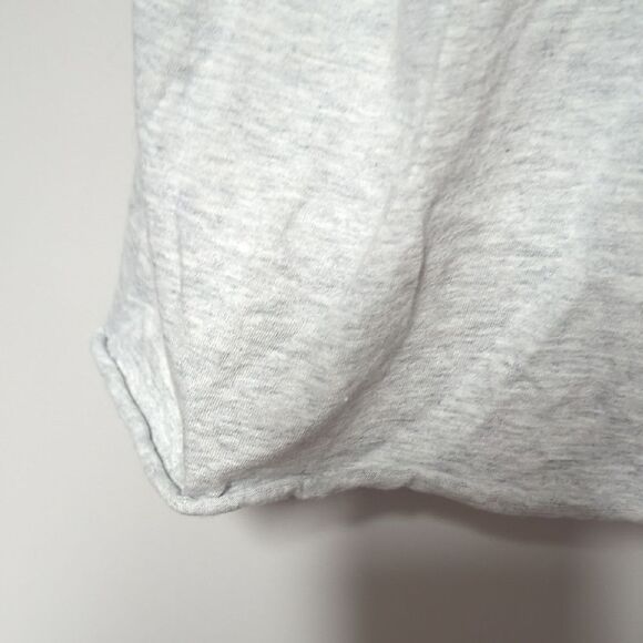 Zyia Gray Graphic T-Shirt - Picture 4 of 5